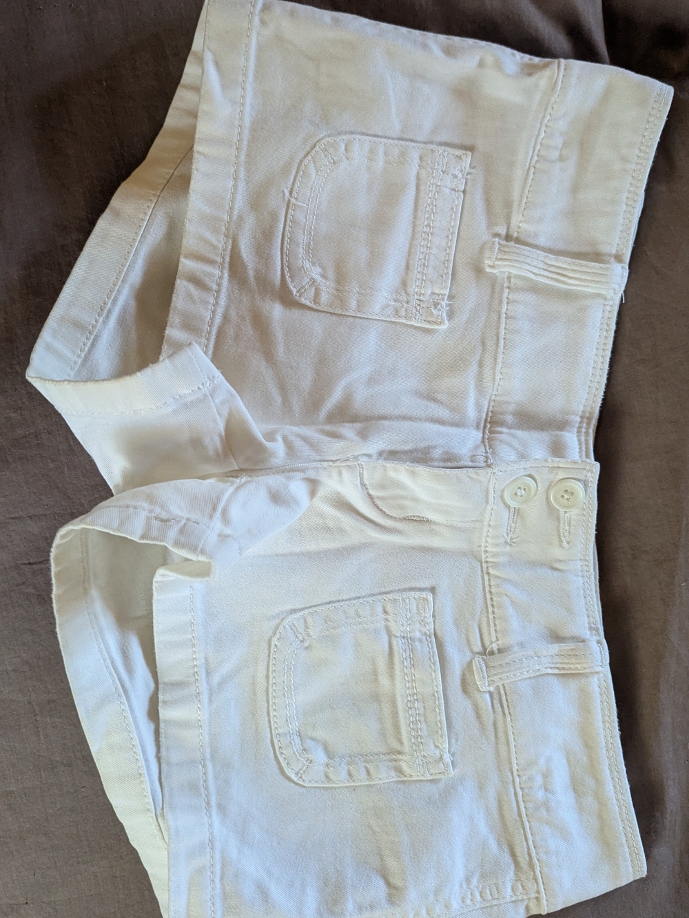 Abercrombie & Fitch Women’s White Short Shorts